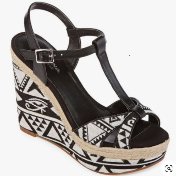 Arizona Jean Company Shoes - Arizona Jeans Black White Women's Aztec